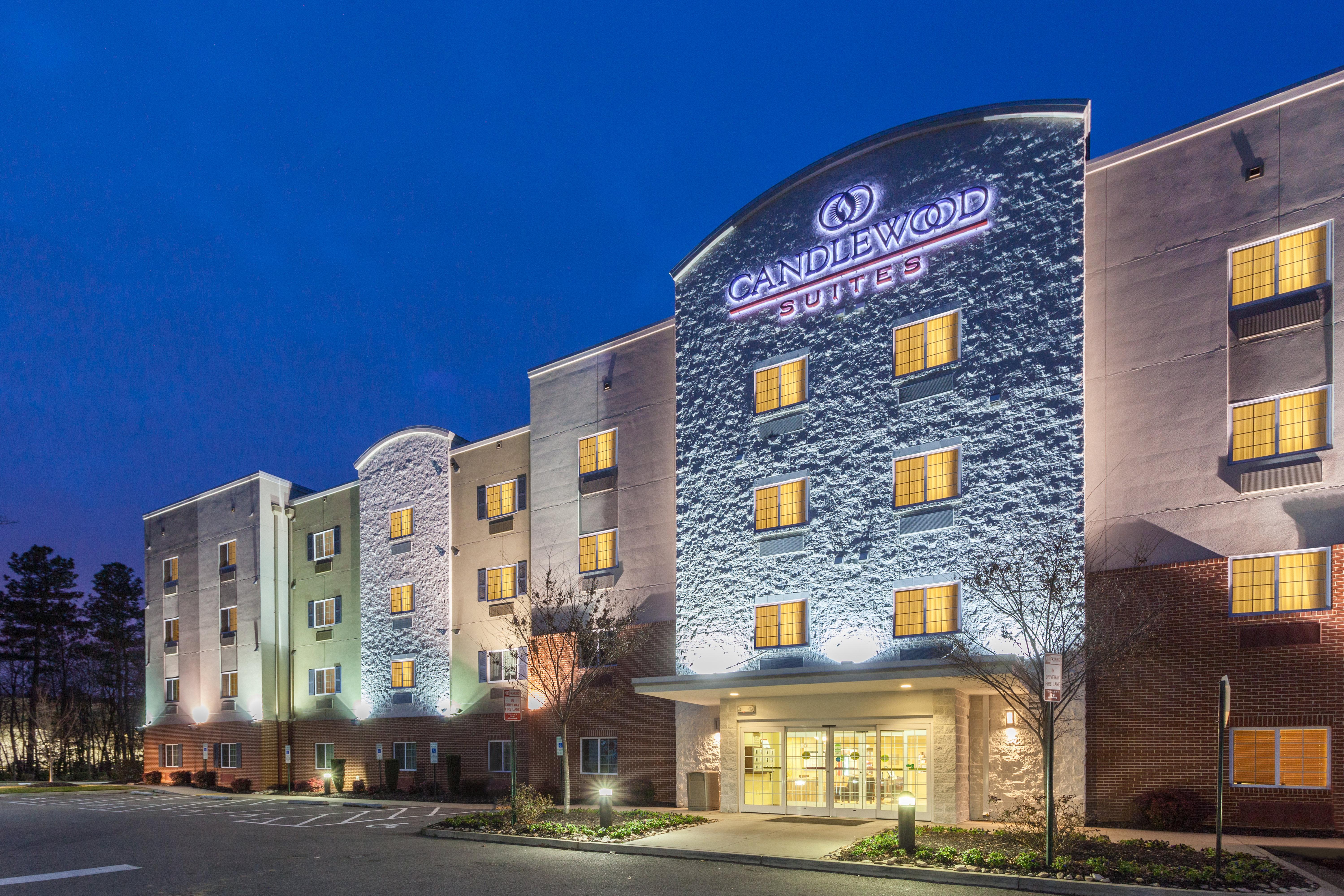 סנדסטון Candlewood Suites Richmond Airport By Ihg מראה חיצוני תמונה